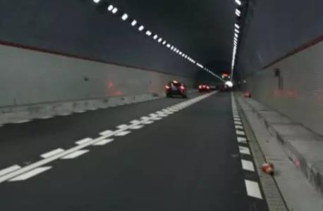 高速路上道路標(biāo)線詳細說明