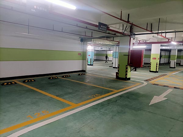 南京停車(chē)位劃線施工過(guò)程中有哪些注意事項(xiàng)？