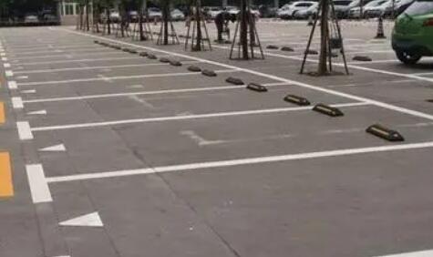 淮南有專業(yè)做車位畫線的嗎？飛揚為您提供優(yōu)質(zhì)解決方案！