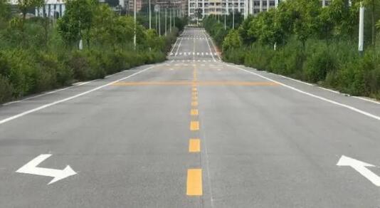 蘇州廠區(qū)劃線，自有施工團隊打造安全高效廠區(qū)
